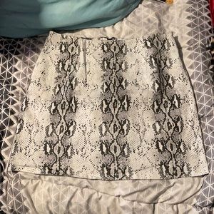 Size large skirt
